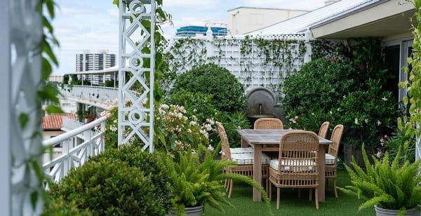 Aesthetic Apartment Balcony Garden